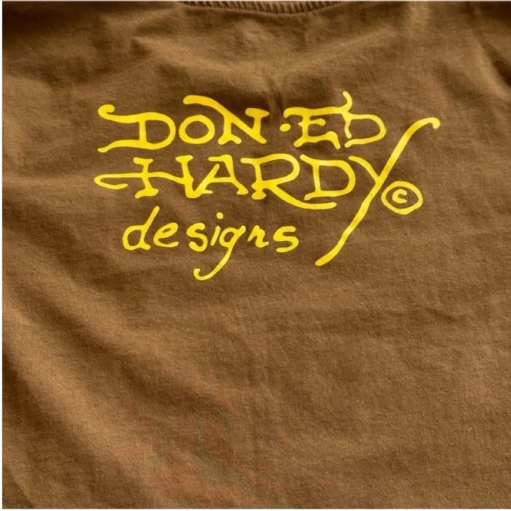 Ed Hardy Brown Tee with Love Kills Graphic - Image 6