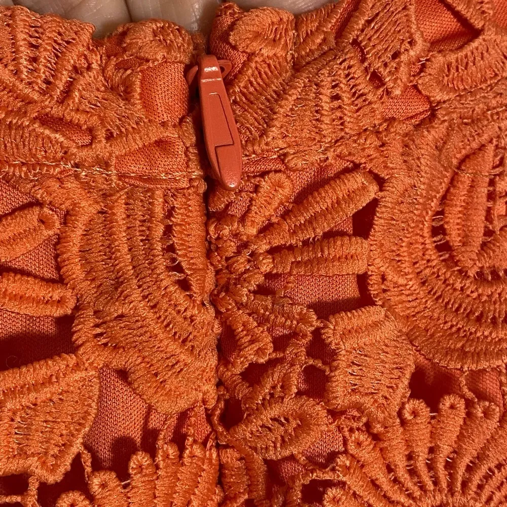 LU LU’S crochet dress. XS sleeveless - Image 4