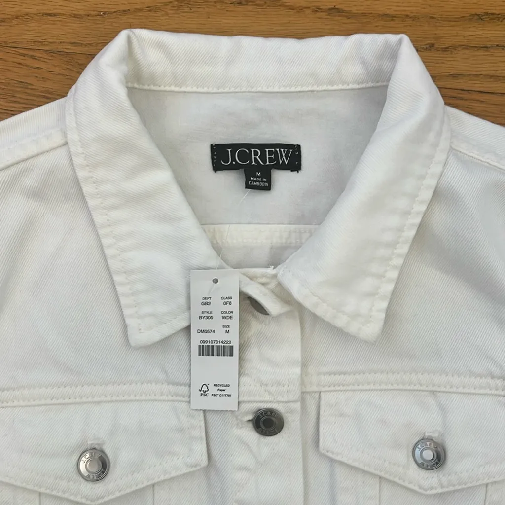 5 🌟 Rated!! J.Crew New Classic denim jacket in white - Image 8