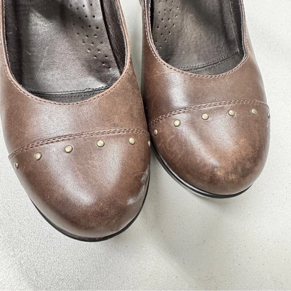 Dansko Brown Leather Studded Wedge Mary Jane Heels Women’s 8.5 Platform Clog - Image 3