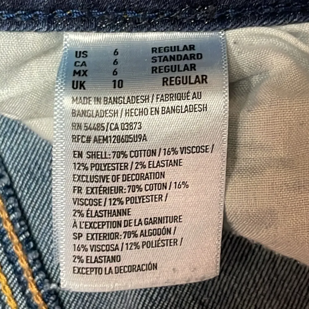 American Eagle Artist Crop Super Stretch Jeans Size 6 - Image 8