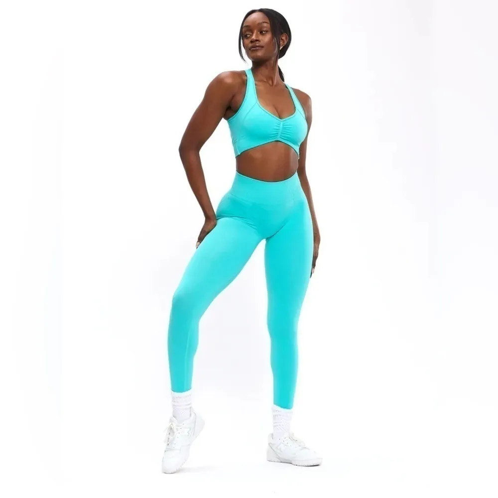 NWOT BuffBunny Form Seamless Legging Size Medium - Image 5