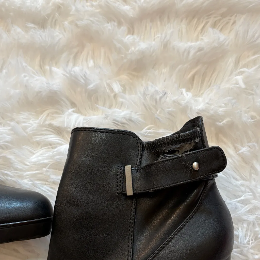 Metaphor Elegant Black Women's Ankle Boots - Image 3