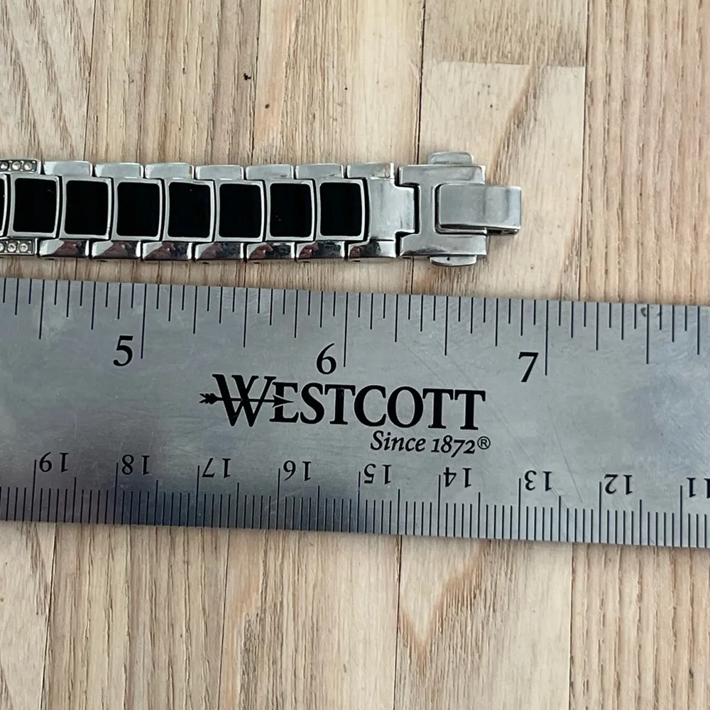 Citizen Eco-Drive Ladies Watch Crystals Black Dial and Bracelet Solar Powered - Image 13