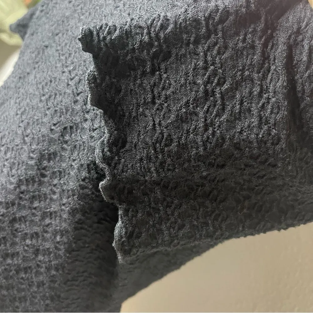 Vintage 90s Status Black Crinkle Top Size Medium Short Sleeve - Image 4