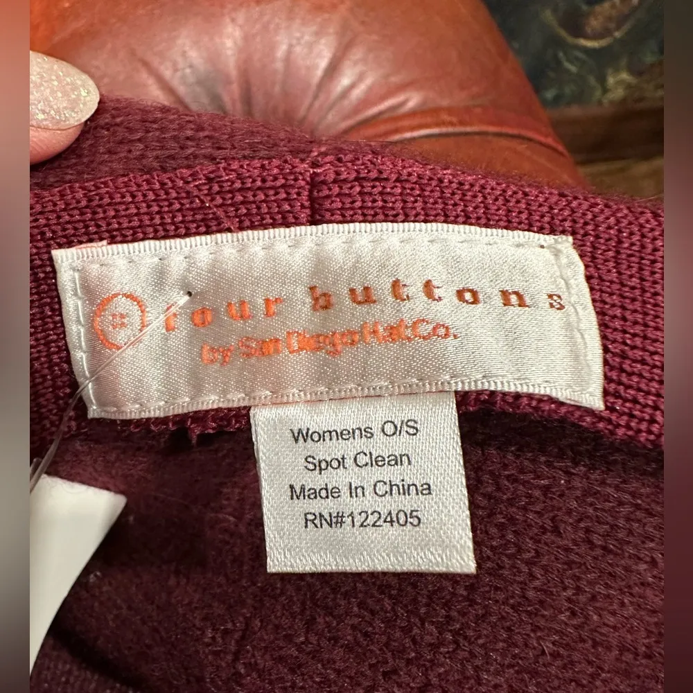 NWT TOUR BUTTONS Women's Knit Floppy w/ Faux Leather Knot Trim Burgundy color - Image 6