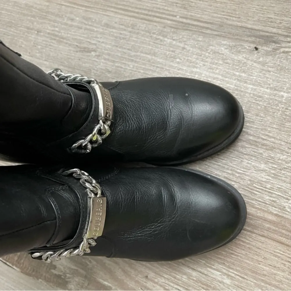Women’s leather boots with decorative silver chain size 6.5 Black - Image 2