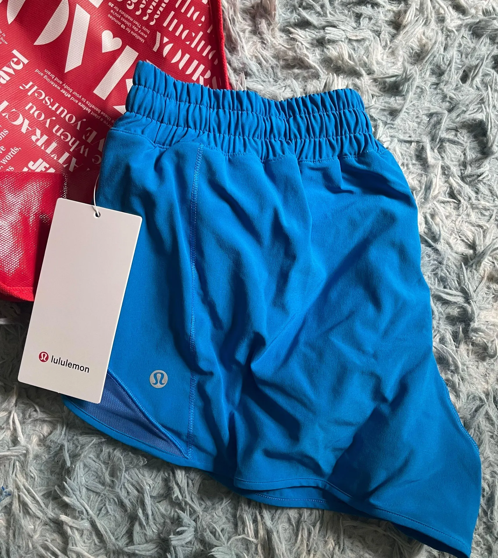 Lululemon NWT  Hotty Hot Shorts - Image 2