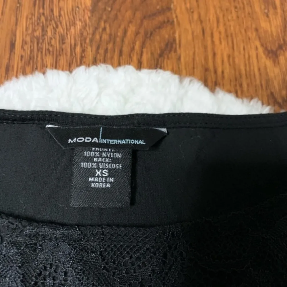 Vintage Y2K Victoria's Secret Black Lace Short Sleeve Crewneck T-Shirt Size XS - Image 6