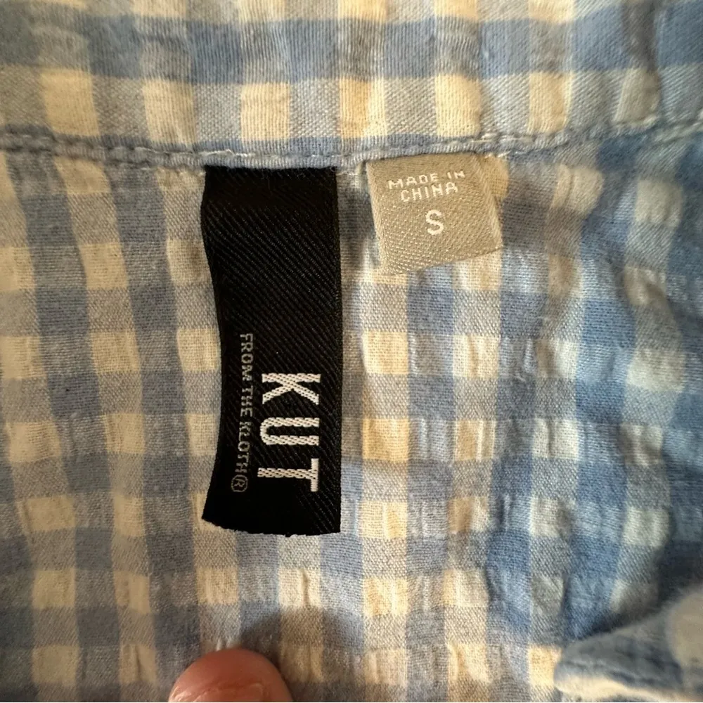 Kut From The Kloth Feena Textured Button Down Blouse- EUC - Image 6