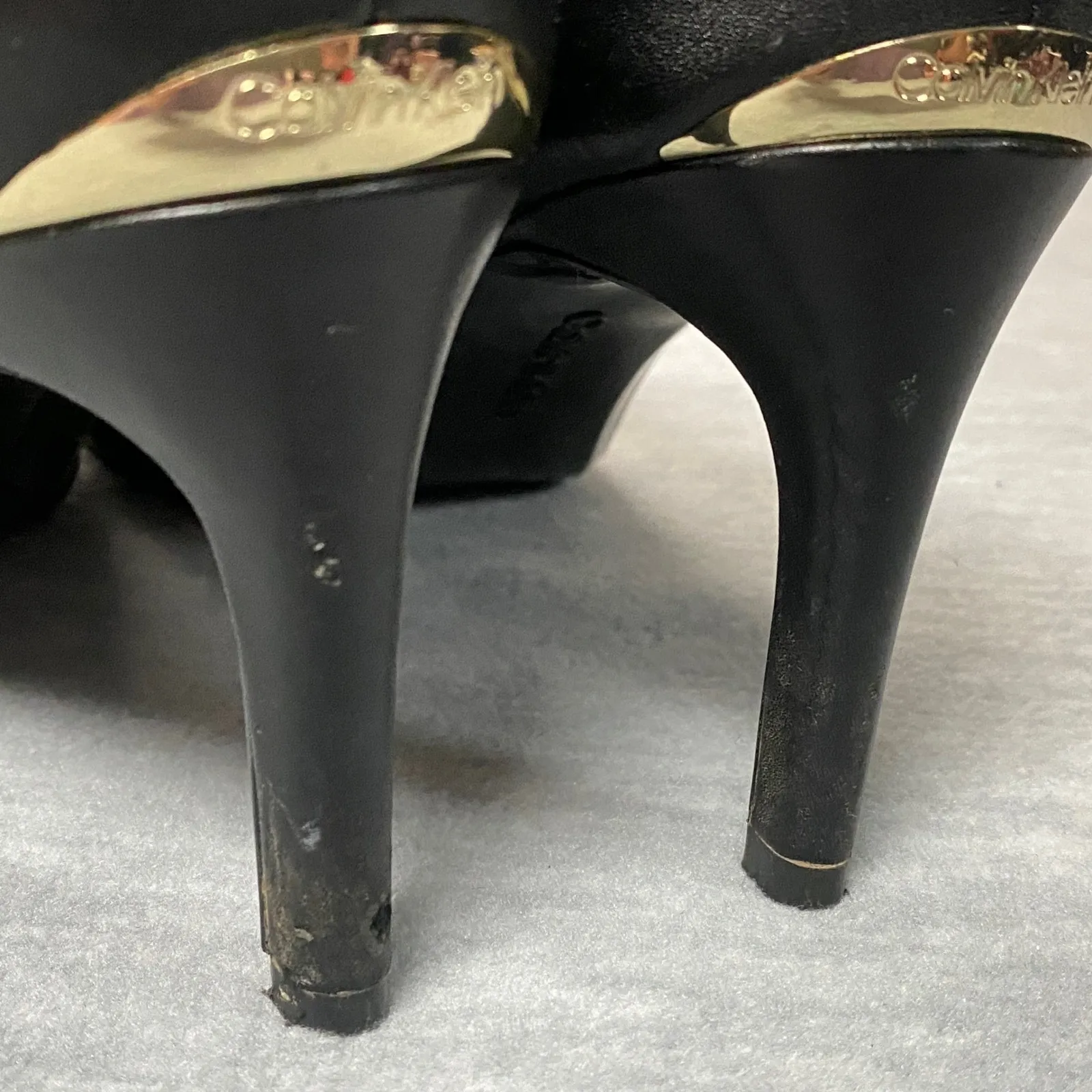 Calvin Klein Black Leather Pointed Toe Heeled Booties Ankle Boots - Image 5