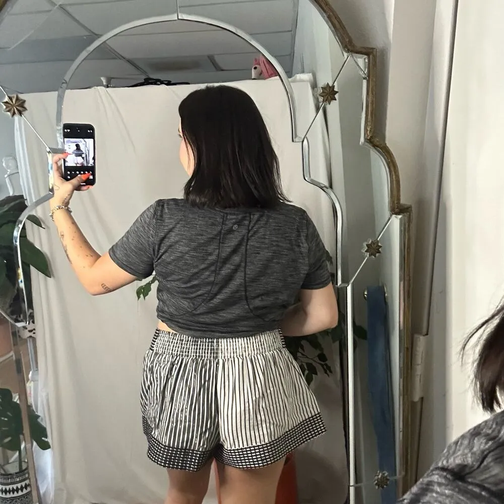 NWT Solid and Striped Stripe The Lennox Shorts Black Size Large - Image 4