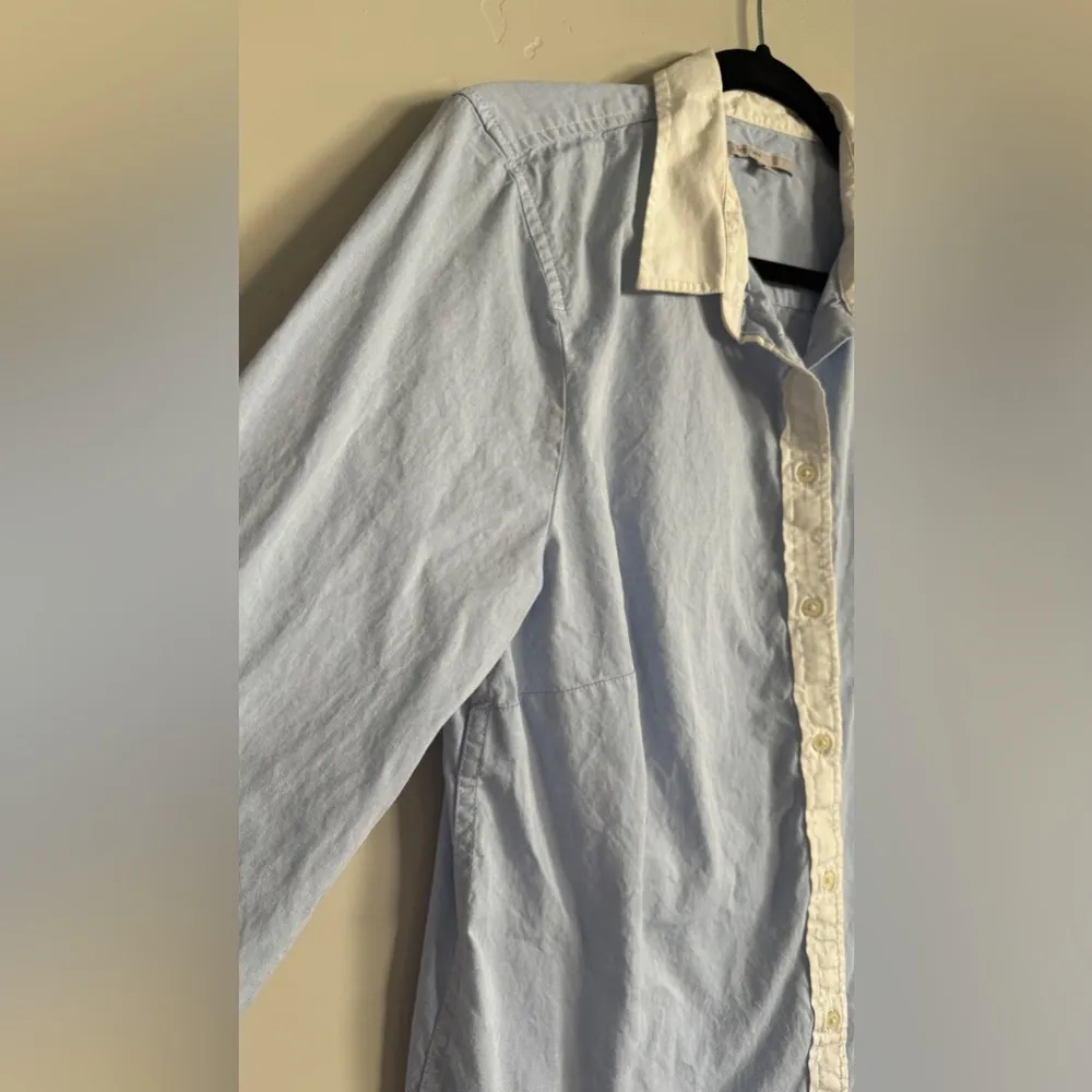 GAP women’s perfect Oxford blue chambray size large - Image 6