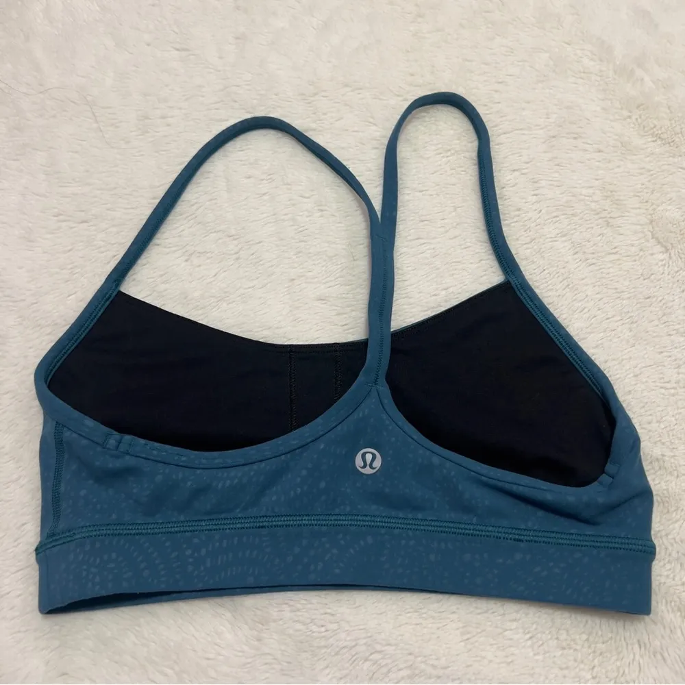 Teal lululemon sports bra - Image 2