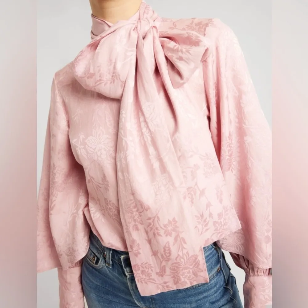 Mille Resort & Travel Gigi Bow Neck Blouse Pink Jacquard S - Image 2
