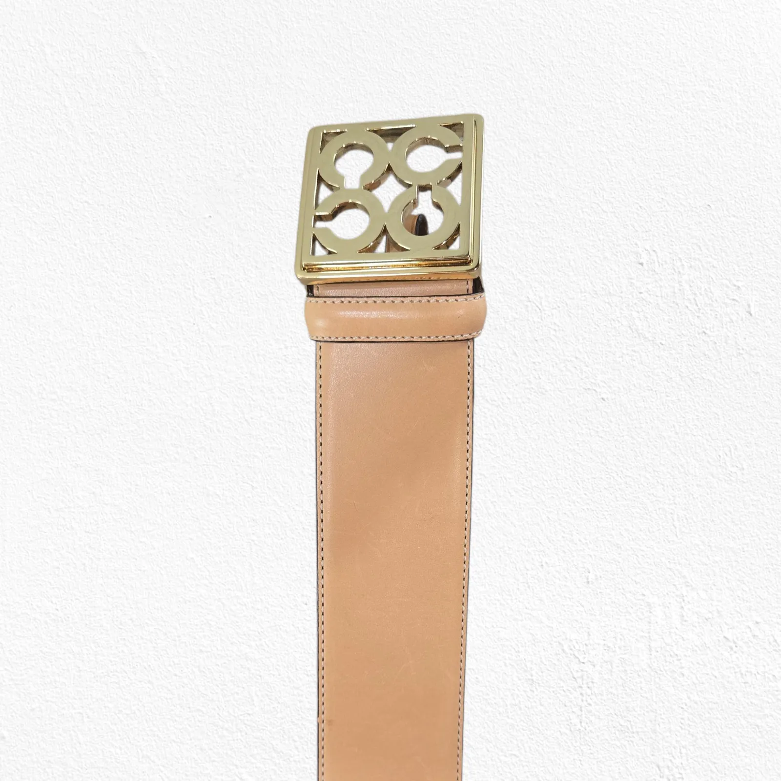 Coach Sig C Pierced Belt 90110 Tan Beige Gold Square Buckle Leather Size Medium - Image 7
