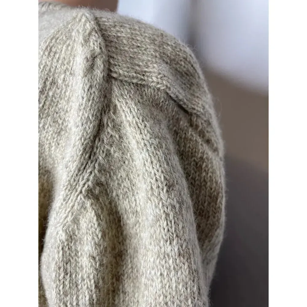 Eddie Bauer women’s Wool country Floral knit crewneck sweater wool blend size M - Image 8