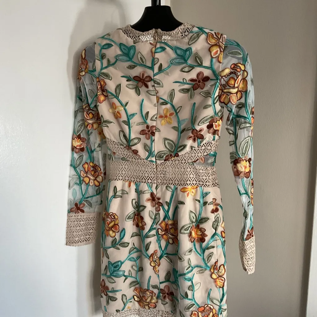 27. Vone Elegant Floral Embroidered Mini Long Sleeve Dress Size Small Blue - Image 8