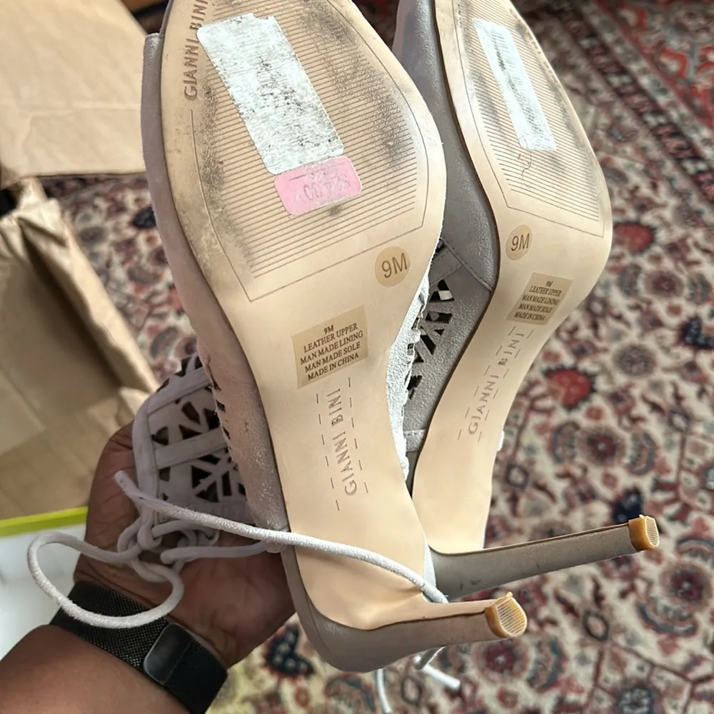 Gianni Bini Gray Leather Silvie Heels - Image 5