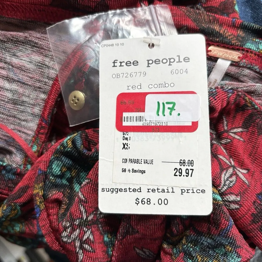 NWT Free People Size XS S Red Dock Street Floral 3/4 Sleeve Top Boho Festival - Image 5