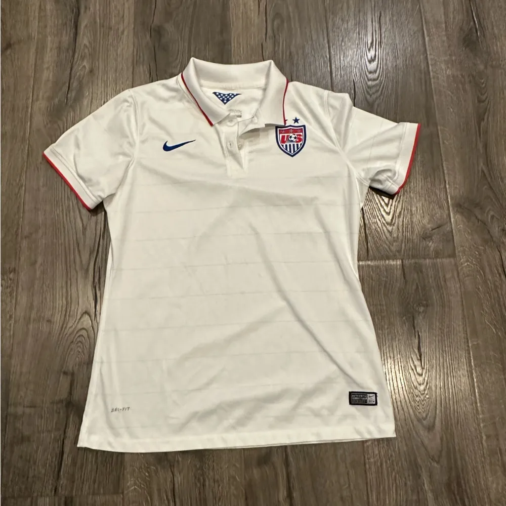 Nike US Women’s Soccer National Authentic Stadium Jersey Dri-Fit 2014 World Cup - Image 2