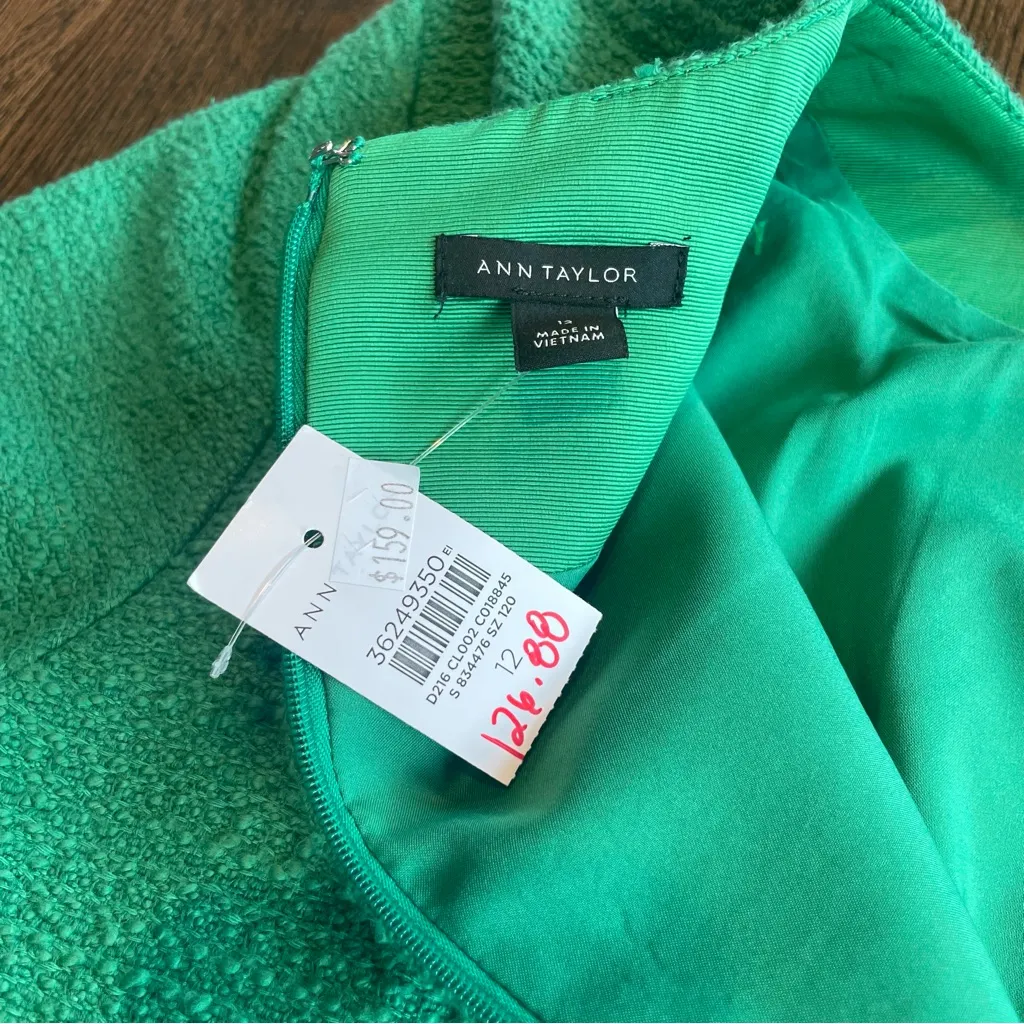 NWT Ann Taylor Short Sleeve Green Tweed Dress - Size 12 - Image 6
