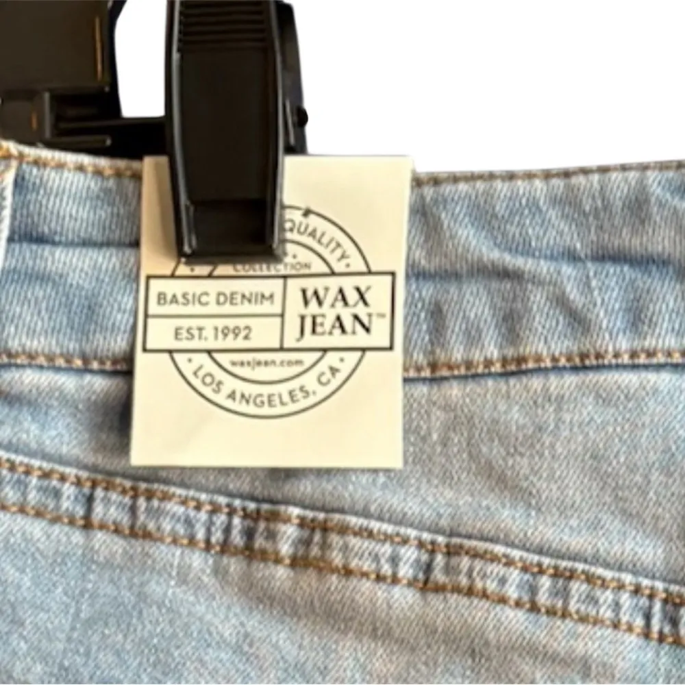 Wax JeanEmbroidered Denim Shorts size M - Image 4