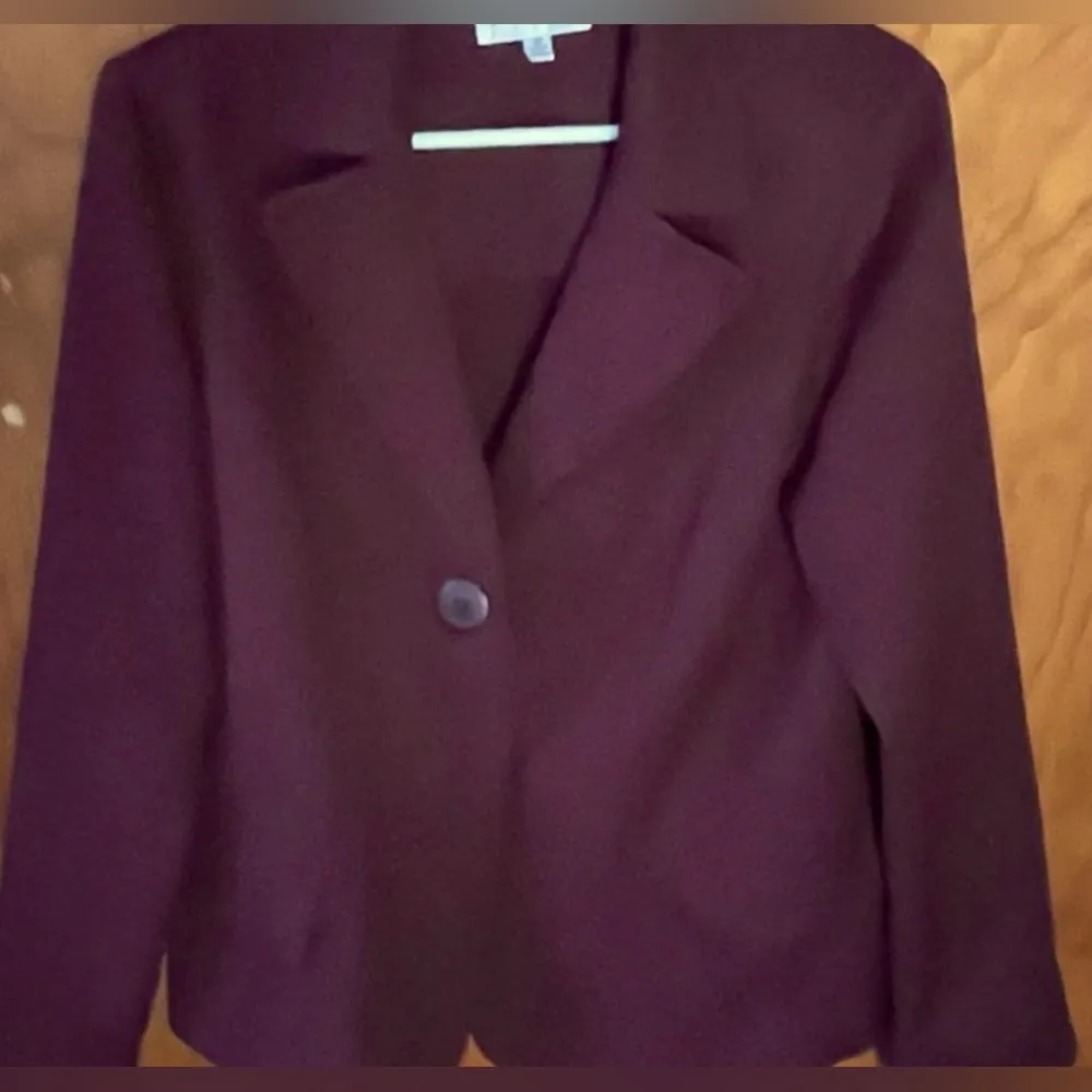 Woman’s Studio 1 multi color purple-plum sleeveless Dress and Blazer combo - Image 4