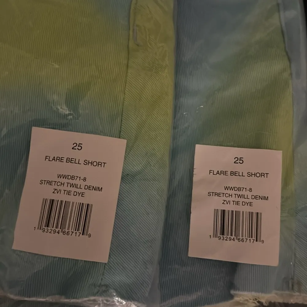 NWT WeWoreWhat Tie Dye Stretch Twill Denim Flare Bell Shorts - Image 6