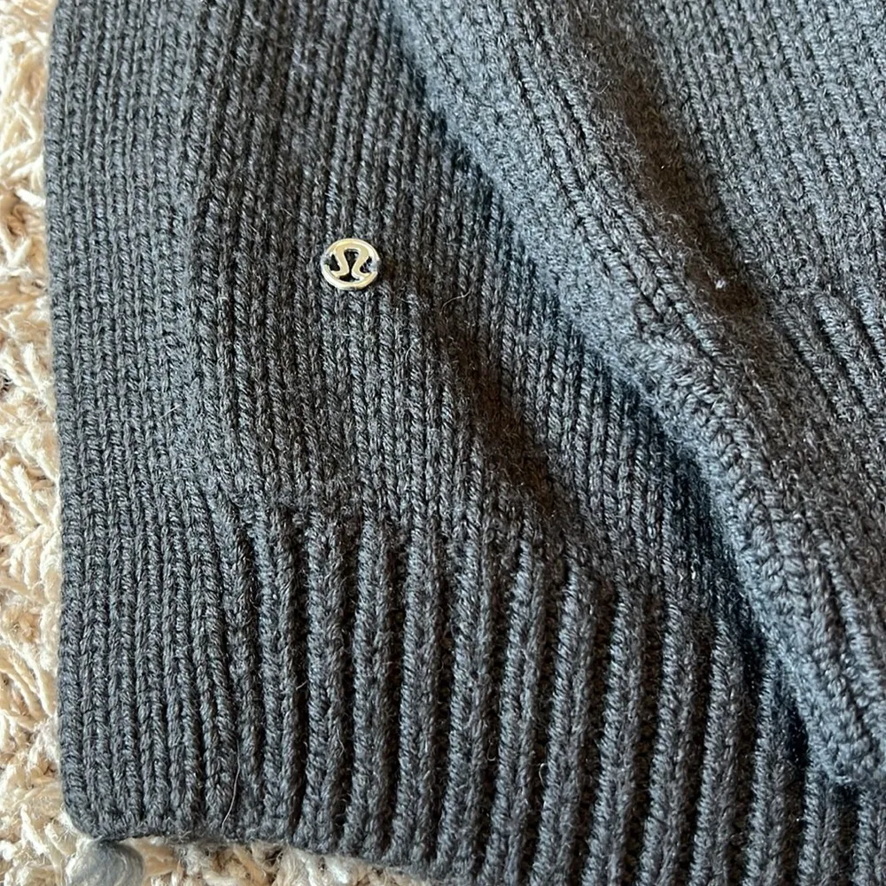 Lululemon Yin To You Sweater in Heathered Dark Wren Women’s Size 6 - Image 3