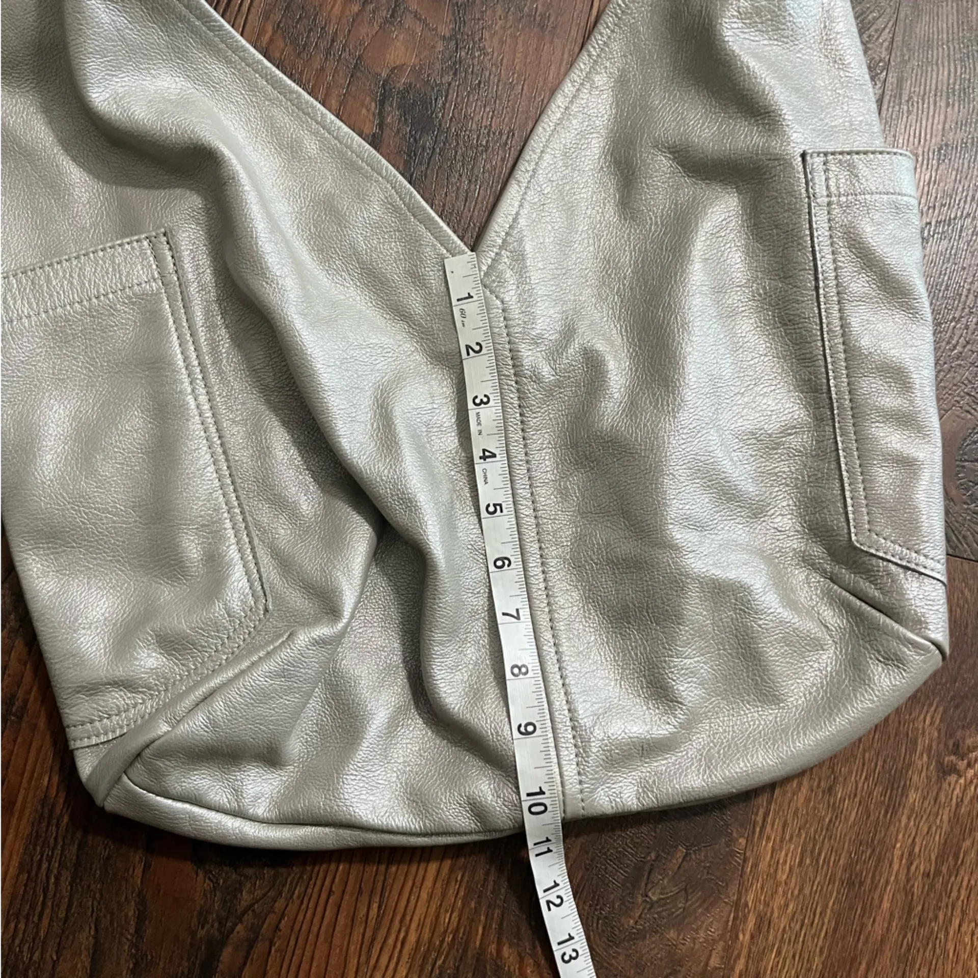 SATCHEL. HANDMADE IN SAVANNAH, GEORGIA BOHO JILL STEEL LEATHER BAG NWT $475 Silver - Image 6