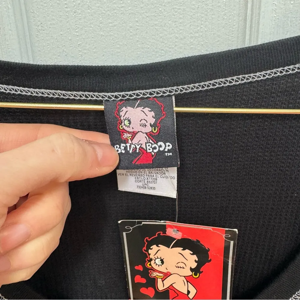 NWT Vintage 90’s Y2K Black Long Sleeve Betty Boop Graphic Top 2X - Image 3