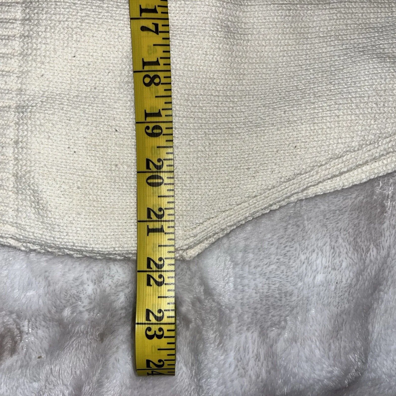 by Anthropologie Women's Chunky Knit Sweater Vest Size OS Cream Asymmetrical - Image 2