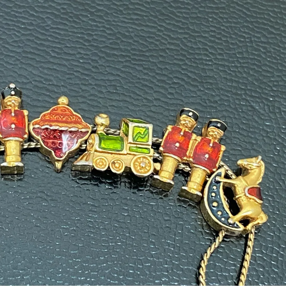 Vintage AVON Nutcracker Train Christmas Theme Slider Bracelet - Image 11
