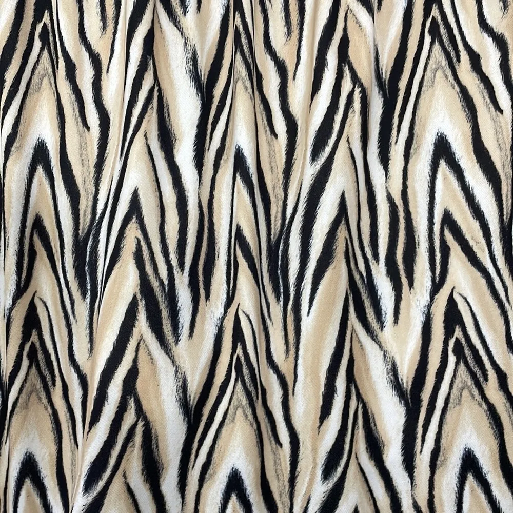 Greg Norman Animal Print Skort - Image 3