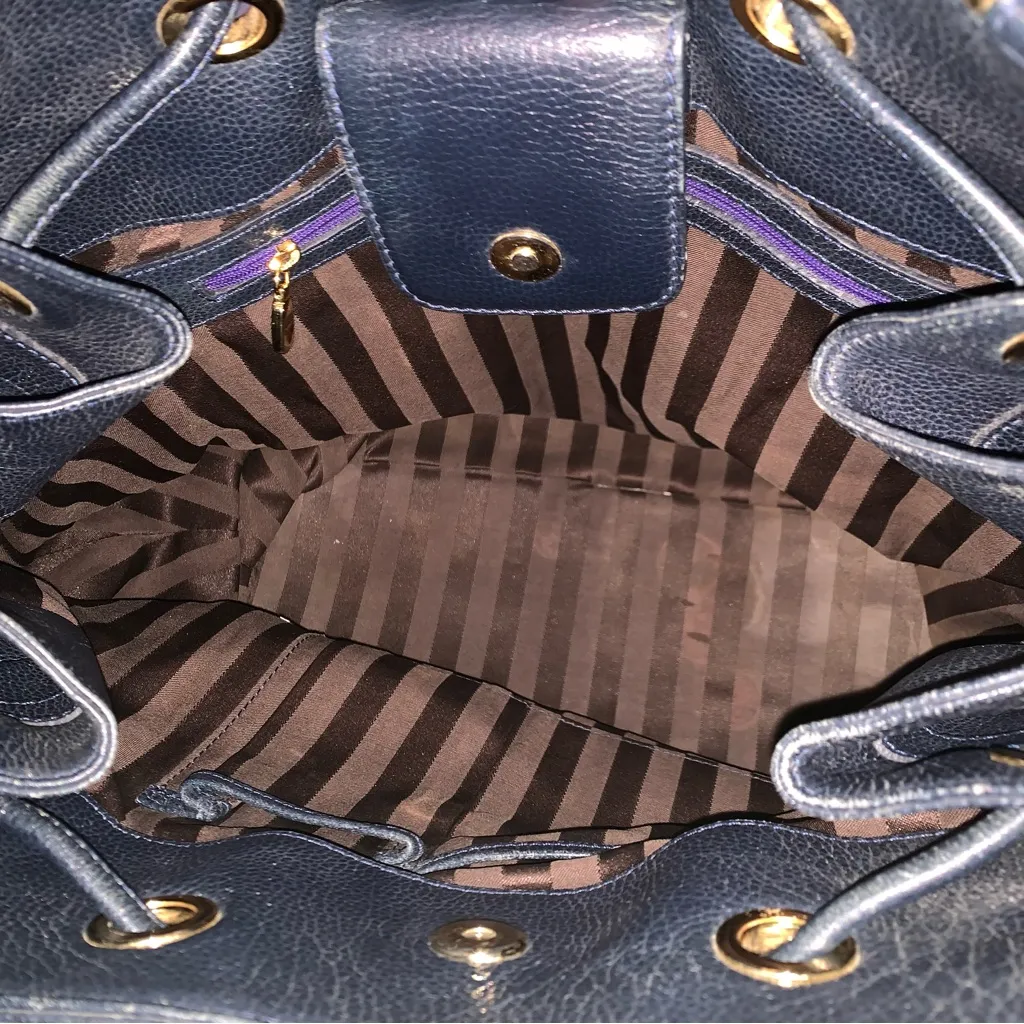 MCM  BLUE LEATHER DRAWSTRING TOTE BAG WITH TASSEL & STUD DECORATIONS - Image 11