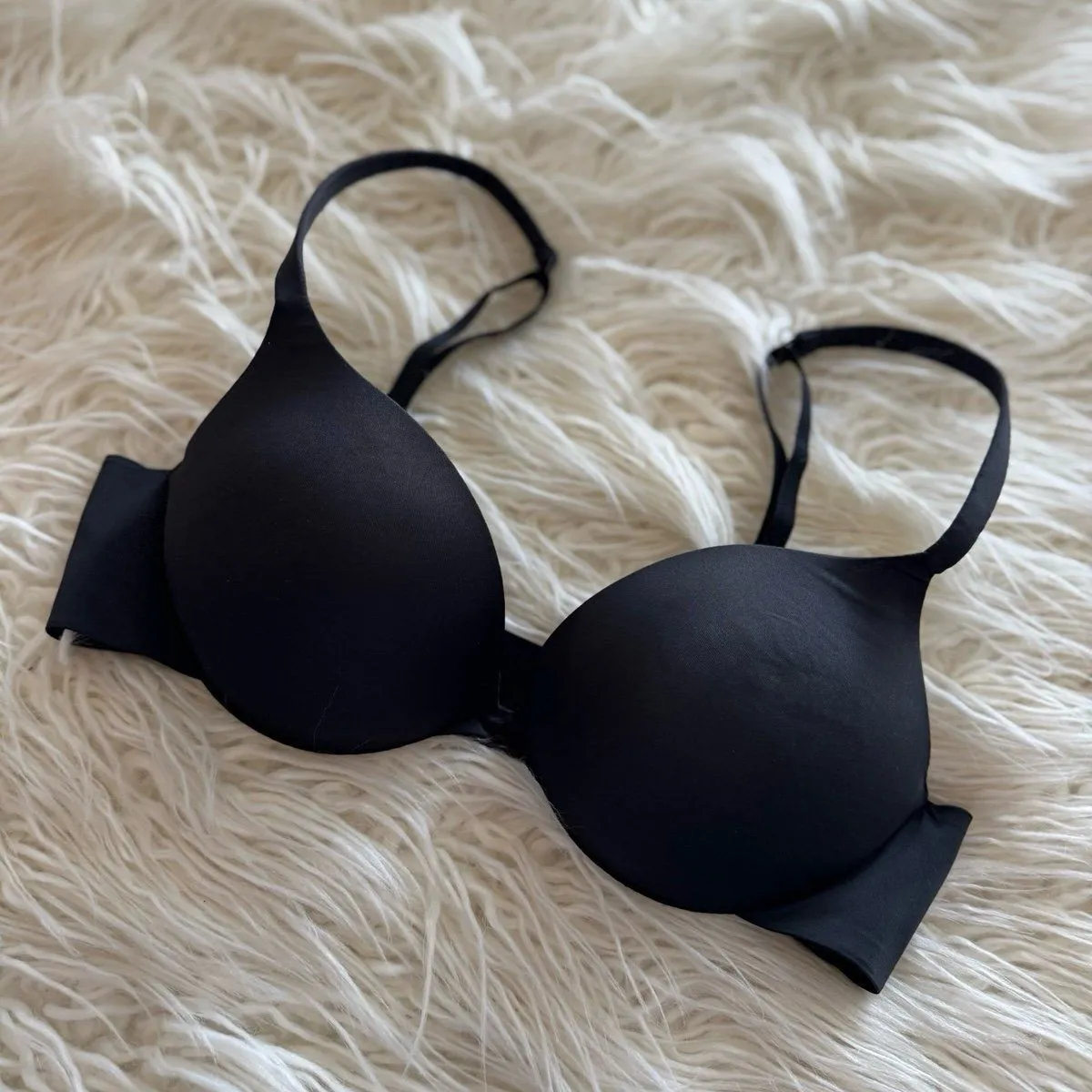 SKIMS  Ultimate Push up Plunge Bra Onyx Size 32B - Image 3