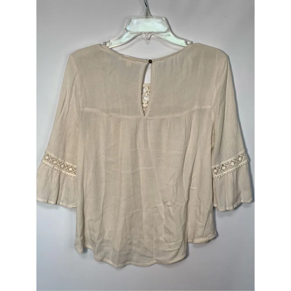 Love on a Hanger Women's Bell Sleeve Boho Rayon Lace Blouse Cream Medium - Image 6
