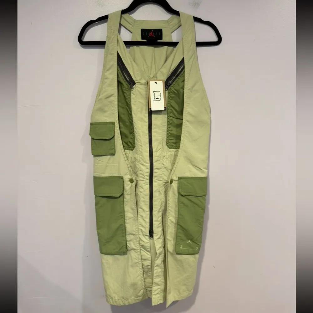 NWT Nike‎ Air Jordan green utility vest dress - Image 2