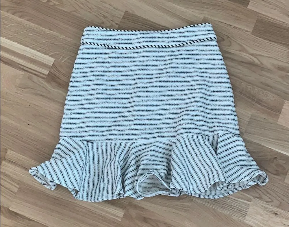 $395 NWT Veronica Beard mellie striped tweed mellie skirt - Image 4