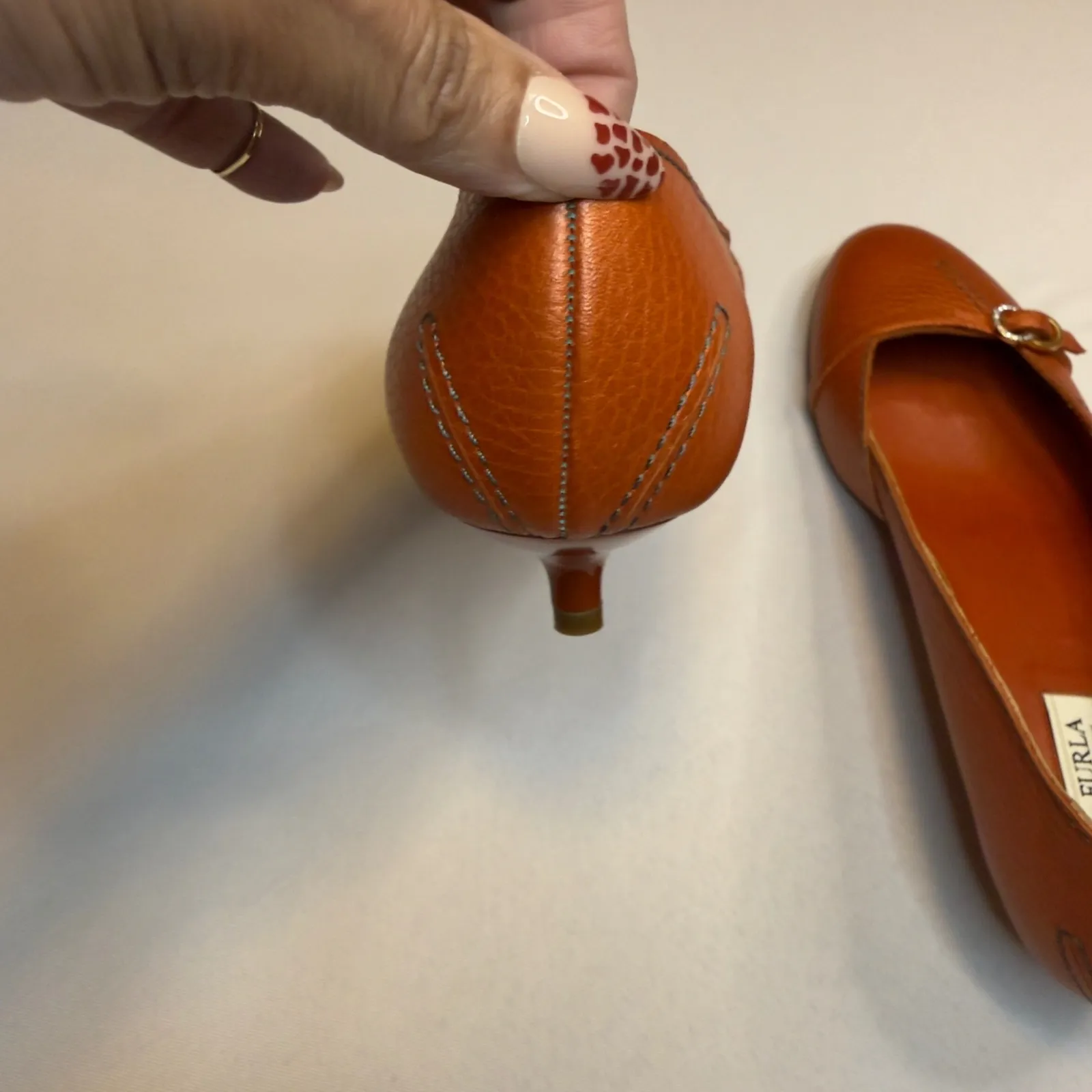 Furla Pumps NEW Italian Leather Kitten Heel Buckle Detail Pointed Toe Shoe Sz 37 - Image 6