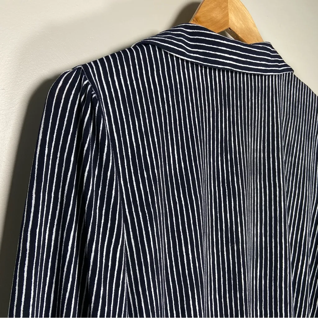 Adriana Papell Collared V Neck Knit Top Blouse Quiet Luxury Office Long Sleeve L - Image 8