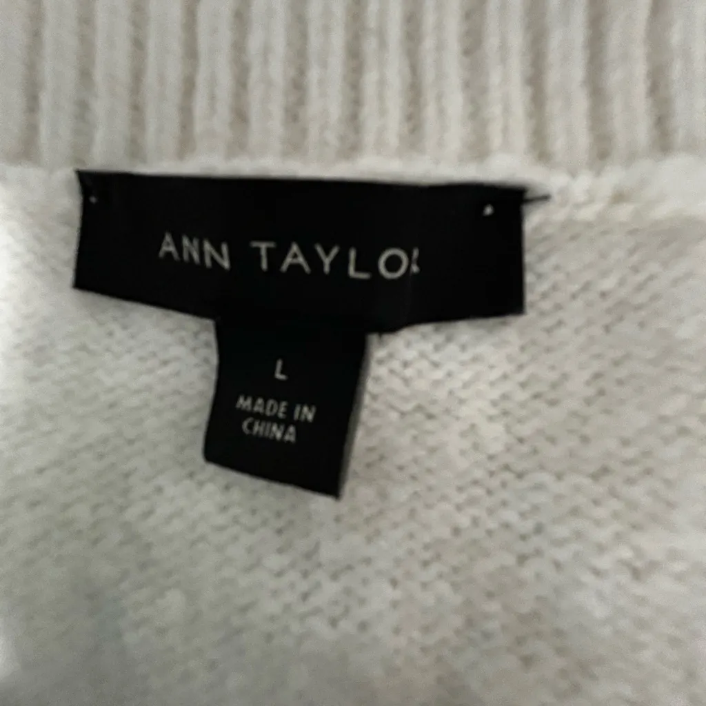 Ann Taylor Cream and Tan Patterned Crewneck Sweater - Image 7