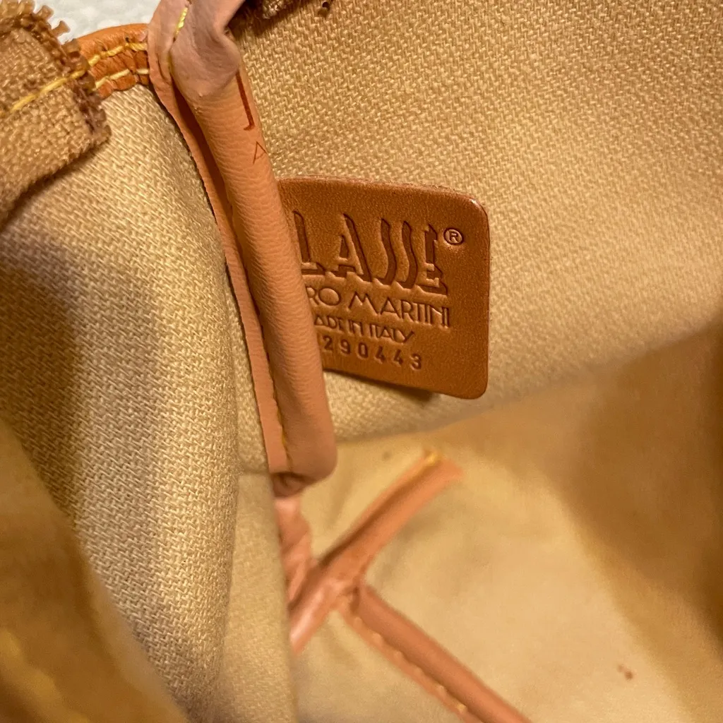 Alviero Martini Pouch/Cosmetic Bag Tan - Image 12