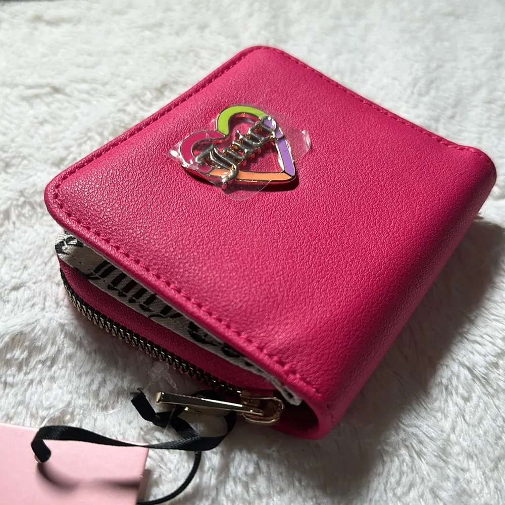 Hot Pink Flash Love Mode Faux Leather Small Zip Around Wallet NEW - Image 4