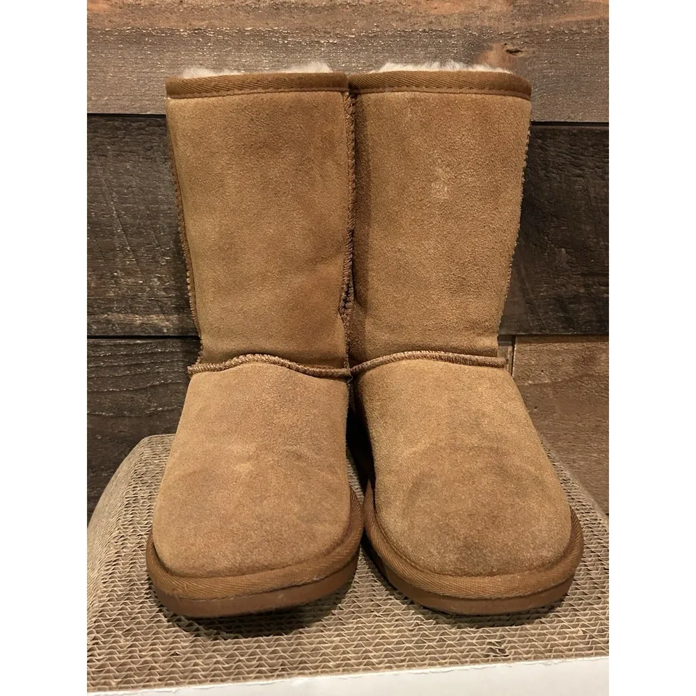 Minnetonka Boots Womens 6 M Olympia Short Winter Snow Boot Brown Suede Flats EUC - Image 5