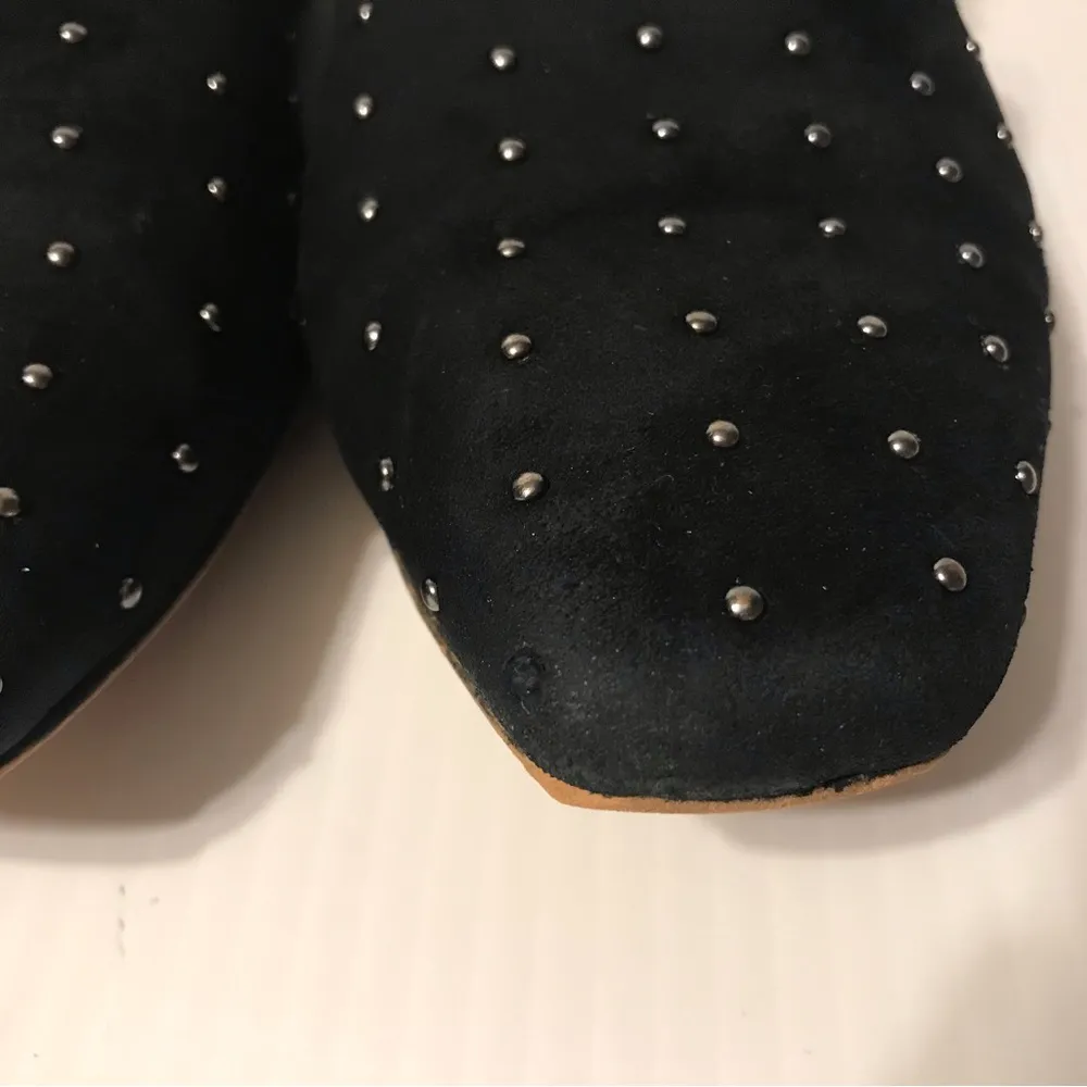 Vince Camuto leather upper black studded flats shoe women size 7 M - Image 4