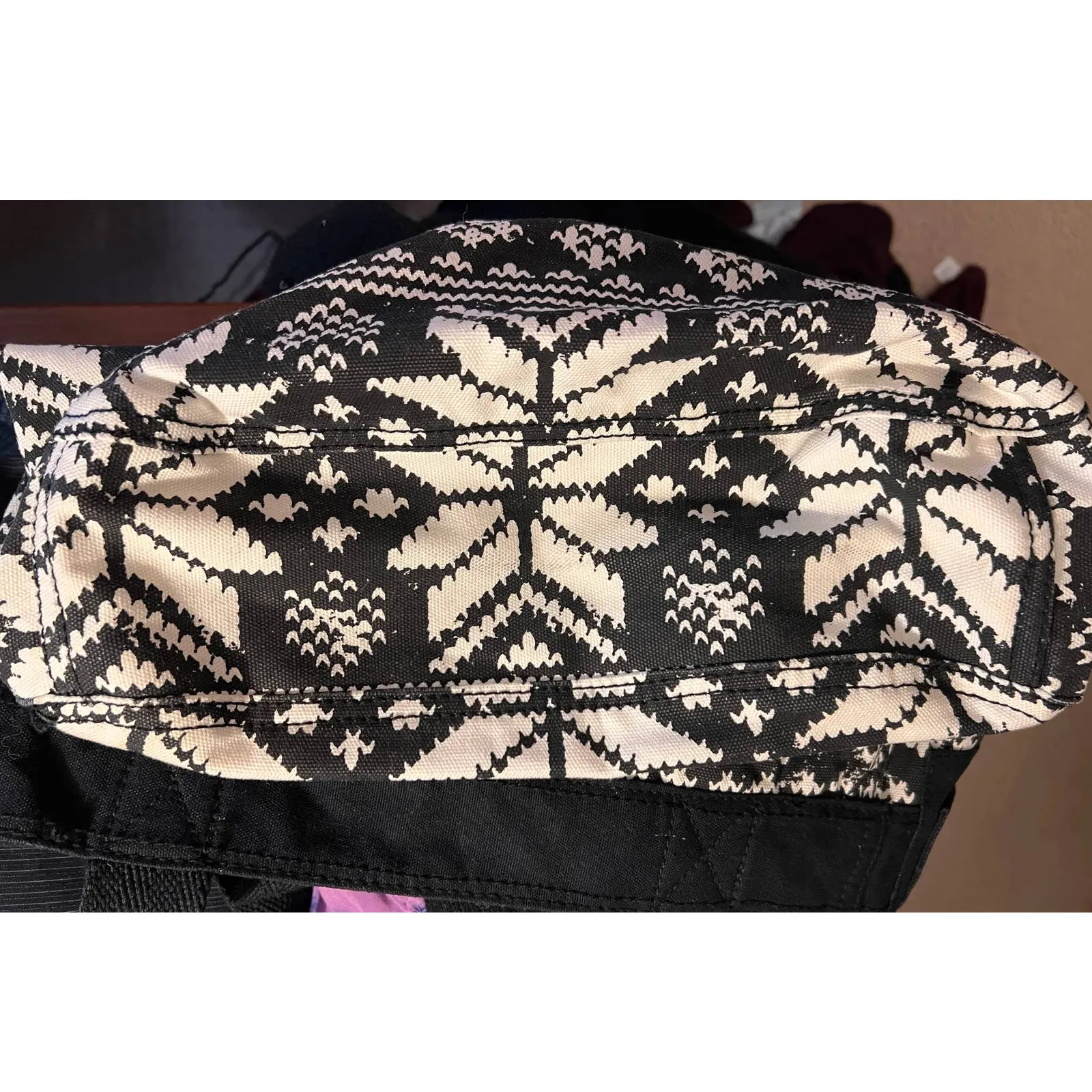 Aeropostale Tote‎ Bag with Silver White Pom Pom's 12" Tall x 16" Wide - Image 3