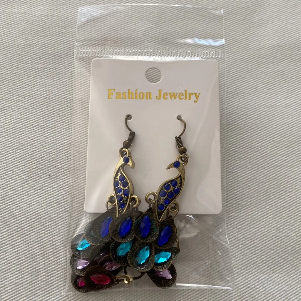Vintage Style Peacock‎ Design Colorful Shiny Rhinestone Inlaid Dangle Earrings - Image 6