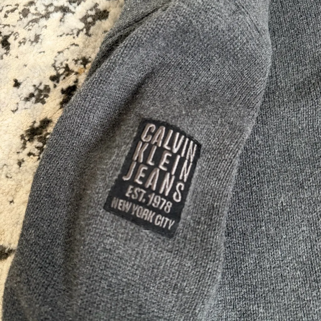 Calvin Klein Jeans Charcoal Knit Sweater - Image 7